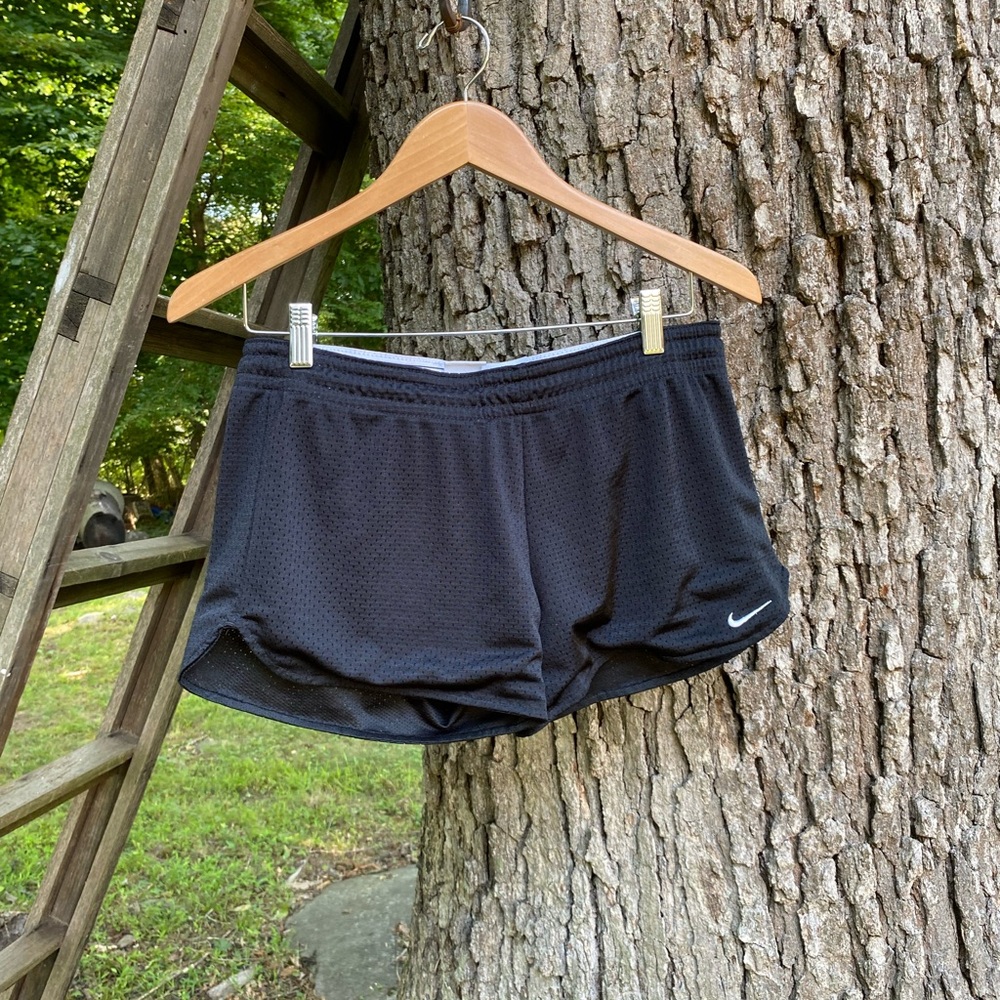 nike black shorts size small